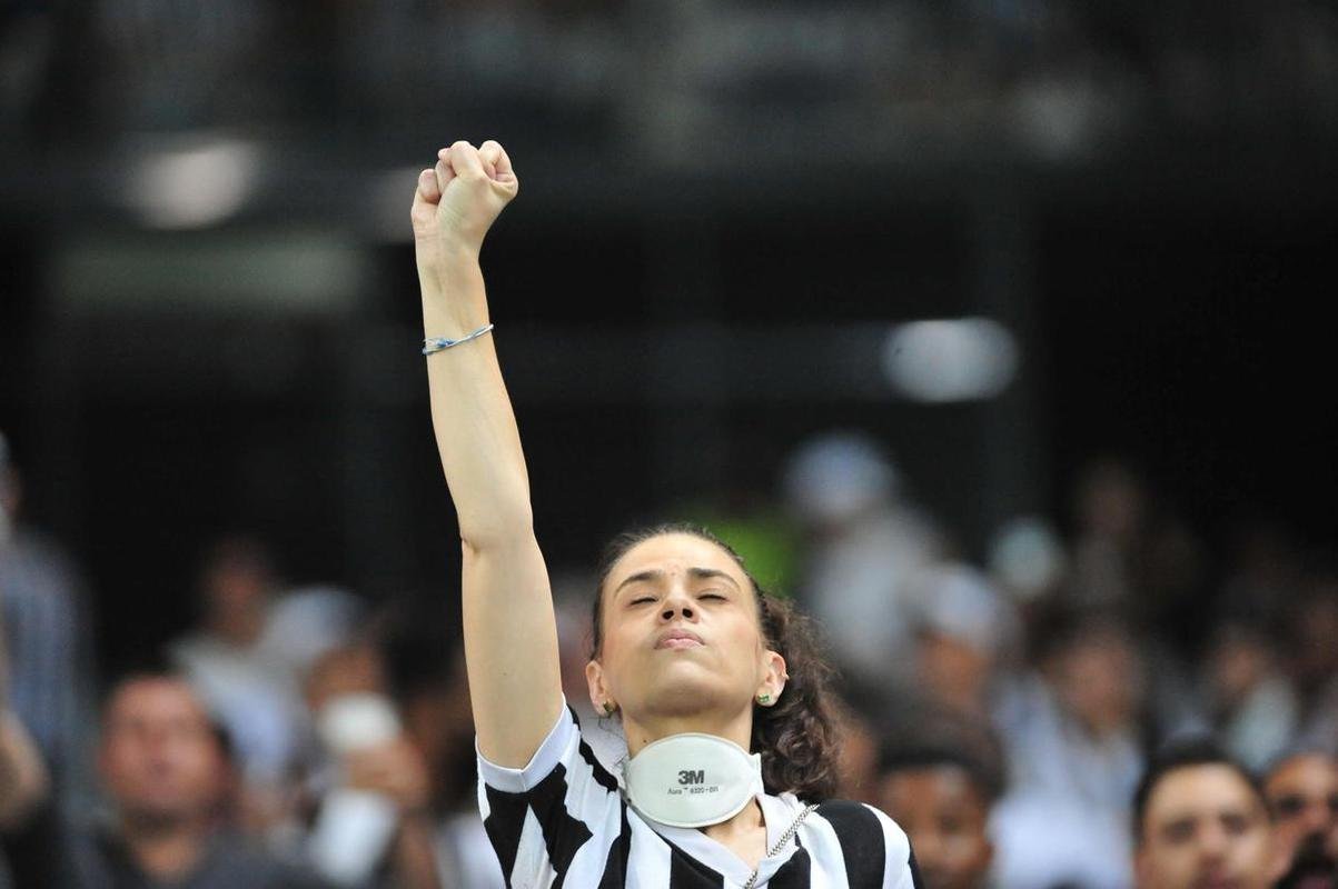 Anne Menezes - marketloga, 38 anos: 