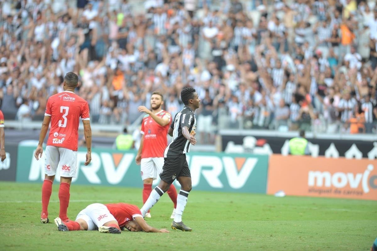 Atltico e Tupynambs duelam, no Mineiro, pelas quartas de final do Campeonato Mineiro