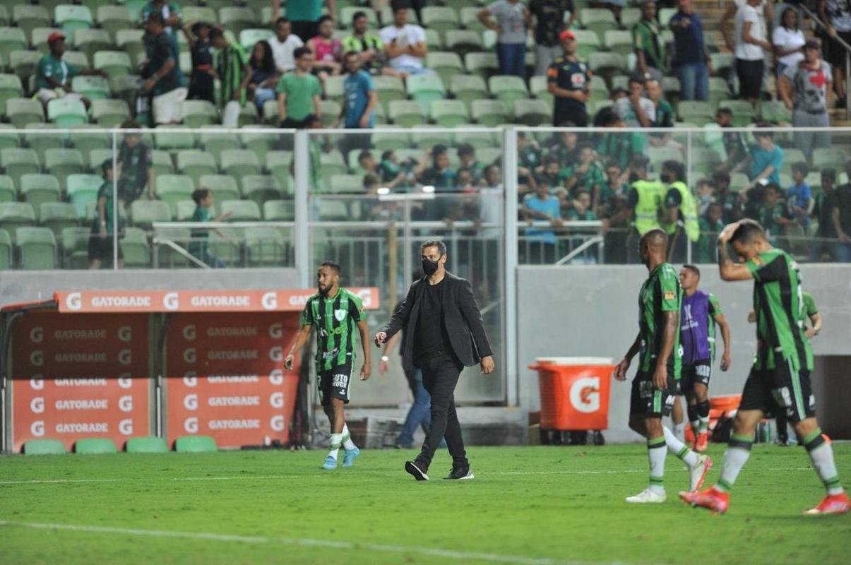 Fotos da derrota do Amrica para o Independiente del Valle, por 2 a 0, no Independncia, pelo Grupo D da Copa Libertadores