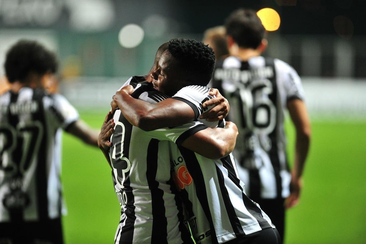 Atltico e CSA se enfrentaram no Independncia pela stima rodada do Campeonato Brasileiro