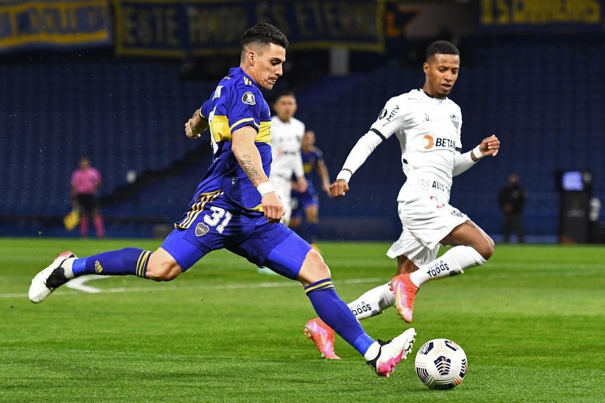 Fotos do jogo entre Boca Juniors e Atltico, na Bombonera, em Buenos Aires, pela ida das oitavas de final da Copa Libertadores de 2021