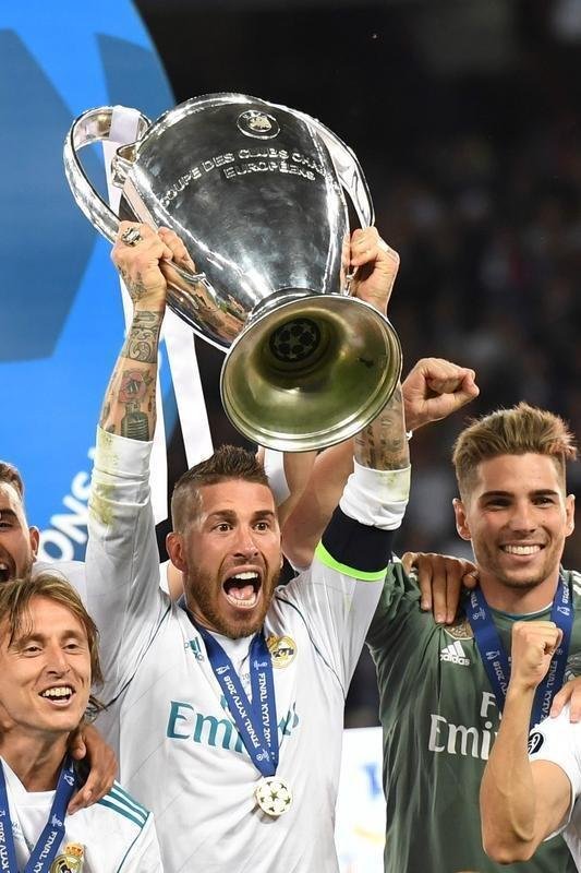 Festa do Real Madrid com a conquista da 13 Liga dos Campees, a terceira de forma seguida