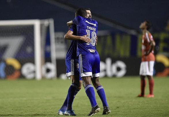 Depois de empatar por 1 a 1 com o Boa, em jogo único da segunda fase da Copa do Brasil, o Cruzeiro venceu nos pênaltis por 5 a 4 e avançou na competição. Partida foi realizada no Estádio Melão, em Varginha, na Região Sul de Minas.