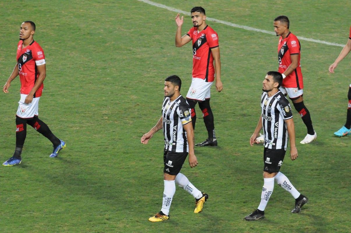 Fotos da vitria do Atltico por 2 a 0 sobre Atltico-GO pelo Campeonato Brasileiro