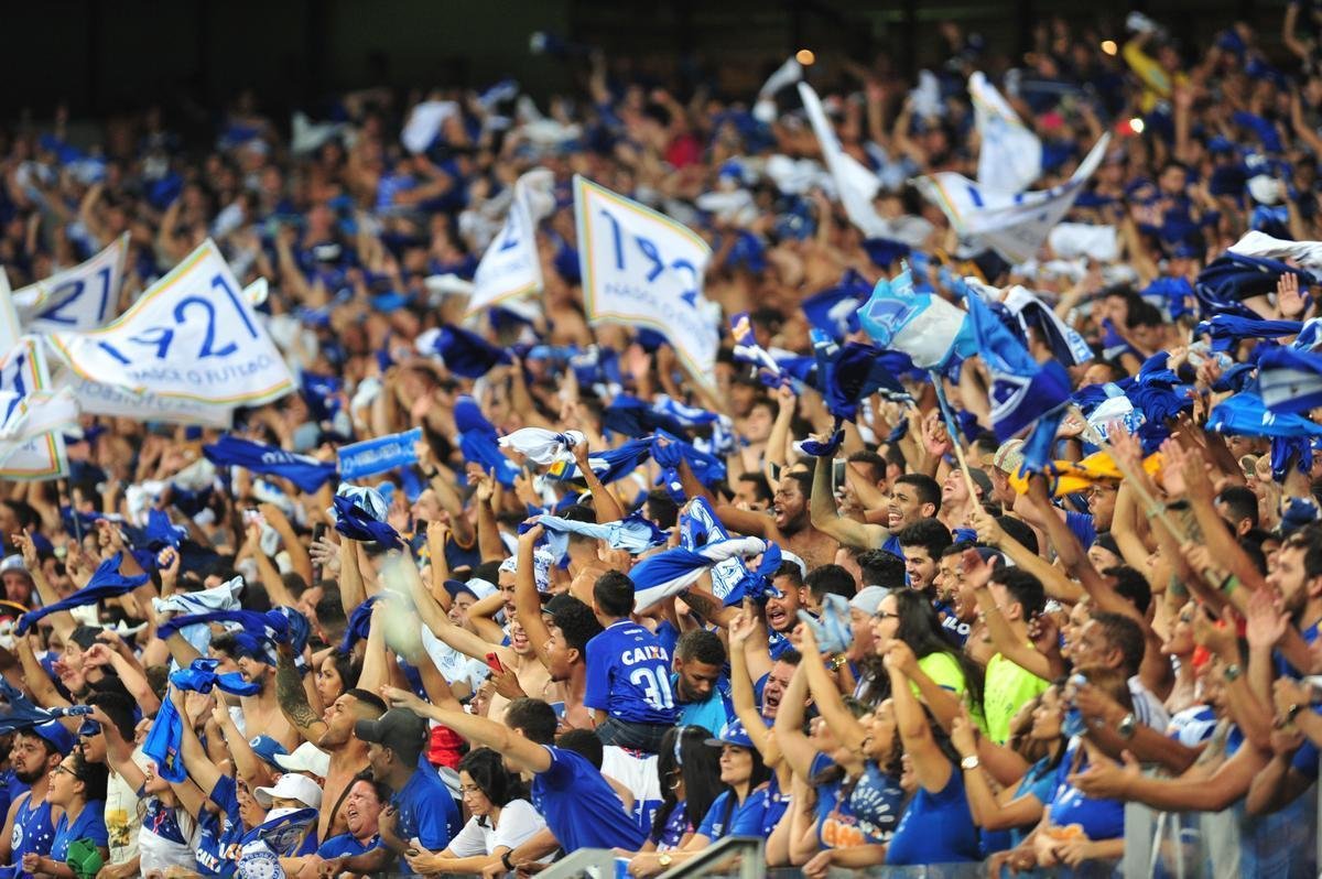 Sass entrou no segundo tempo e marcou o gol do Cruzeiro: 1 a 0