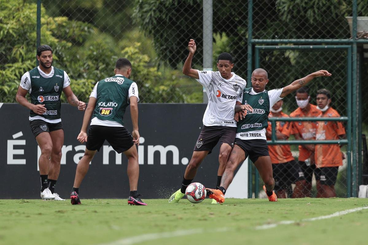 Fotos do treino do Atltico desta sexta, o primeiro aps a sada de Sampaoli