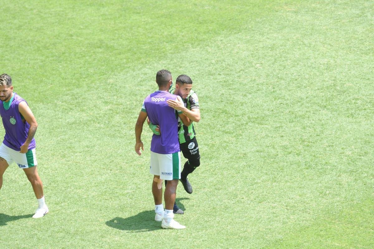 Equipes se enfrentaram neste sbado, pela 13 rodada da competio