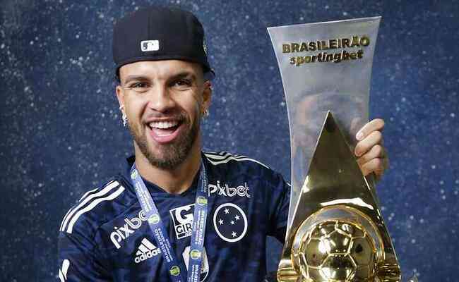 Jaj vestiu a camisa do Cruzeiro em 19 oportunidades em 2022, marcou trs gols e deu duas assistncias