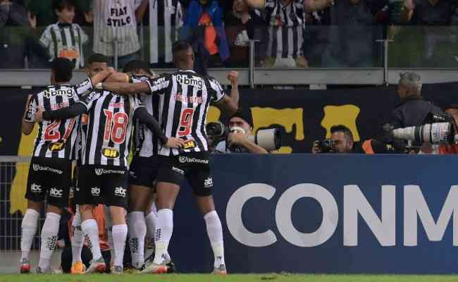 Atlético terá Emelec pela frente nas oitavas de final da Libertadores