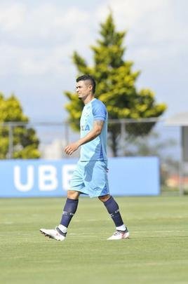 Mano Menezes montou Cruzeiro que deve encarar o Villa Nova no sbado e promoveu trs mudanas em relao ao ltimo jogo: Murilo entrou na vaga de Leo, Egdio no lugar de Marcelo Hermes e Robinho deu lugar a Ariel Cabral