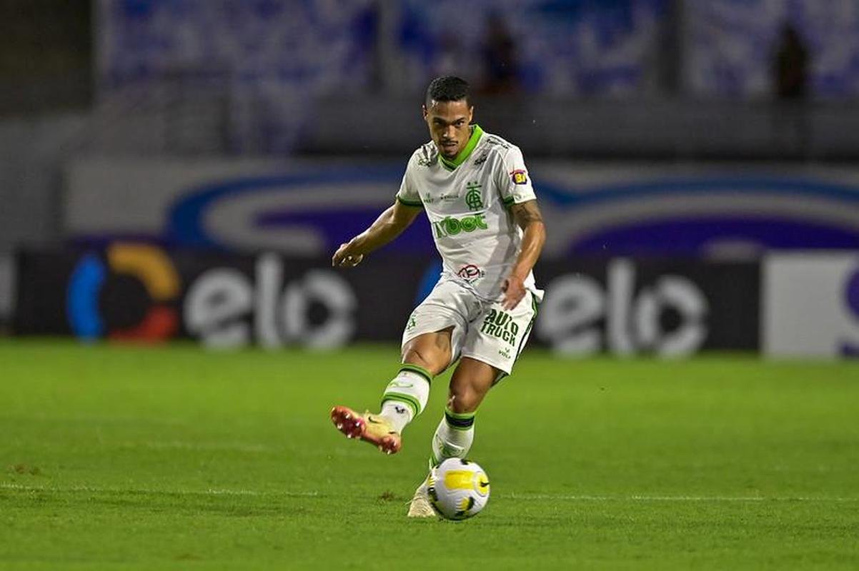 Fotos da vitria do Amrica sobre o CSA no Estdio Rei Pel, em Macei, em duelo de ida da terceira fase da Copa do Brasil