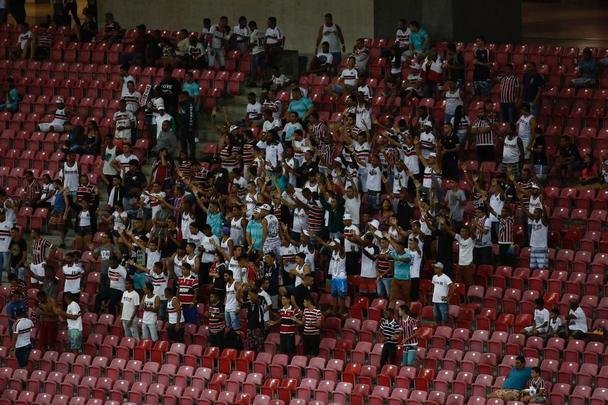 Tricolor do Arruda enfrenta Cavalo de Aço, na Arena de Pernambuco, em partida válida pela 15ª rodada da Série C