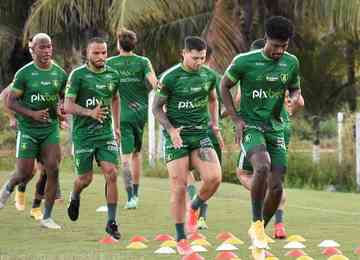 Revés diante do rival Atlético fez o Coelho perder três posições na tabela da Série A; adversário pernambucano é o primeiro clube no Z4