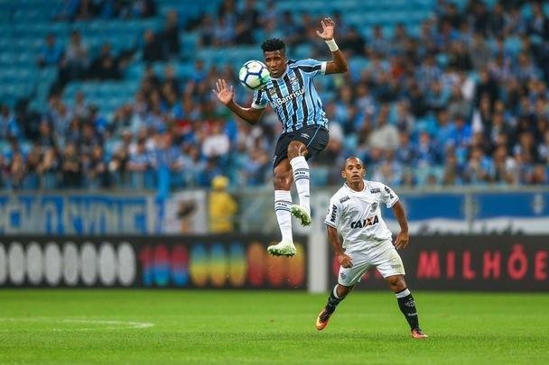 Grêmio jogou melhor e conseguiu vitória por 2 a 0 sobre o Atlético na Arena, em Porto Alegre, pela 13ª rodada do Campeonato Brasileiro