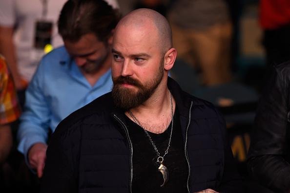 Astros presentes no UFC 196 - Cantor Zac Brown