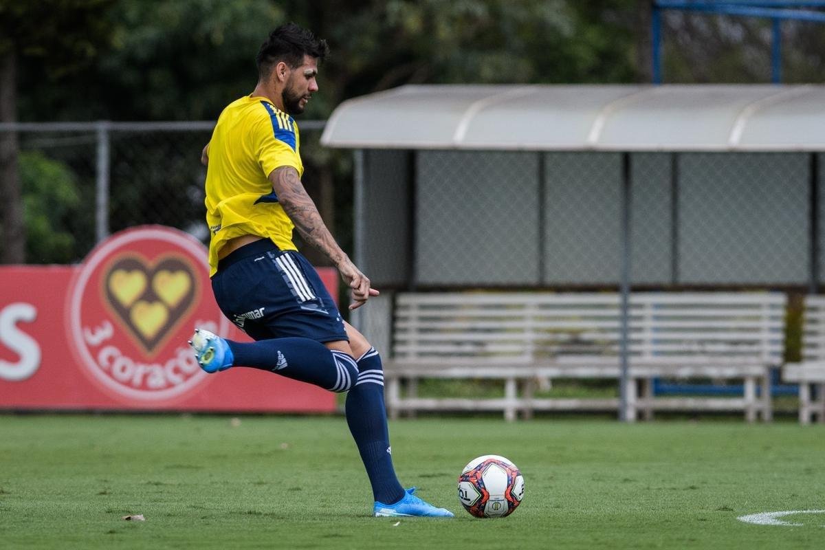 Fotos do treino do Cruzeiro desta segunda-feira (18/10)