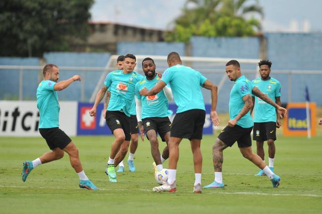 Seleo Brasileira concluiu na Toca da Raposa II, CT do Cruzeiro, em BH, a preparao para enfrentar o Paraguai no Mineiro pelas Eliminatrias da Copa do Mundo do Catar