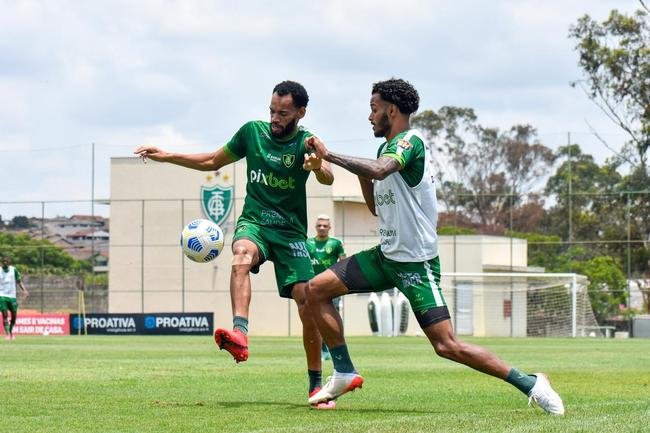 Reapresentao e treinamento do Amrica nesta segunda-feira (08/11), no CT Lanna Drumond, em Belo Horizonte, aps a derrota por 1 a 0 para o Atltico. 