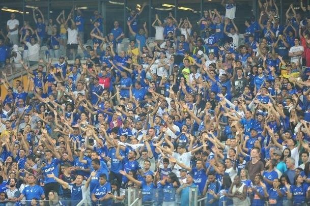 Cruzeiro e Internacional ficaram no empate em jogo com interveno do VAR
