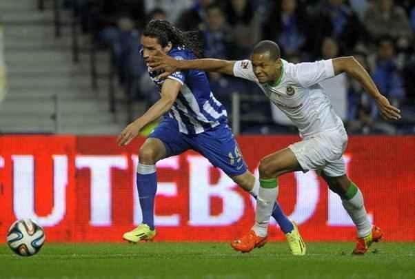 Lateral-esquerdo Edimar, de 30 anos, est prximo de acordo com o Cruzeiro por duas temporadas