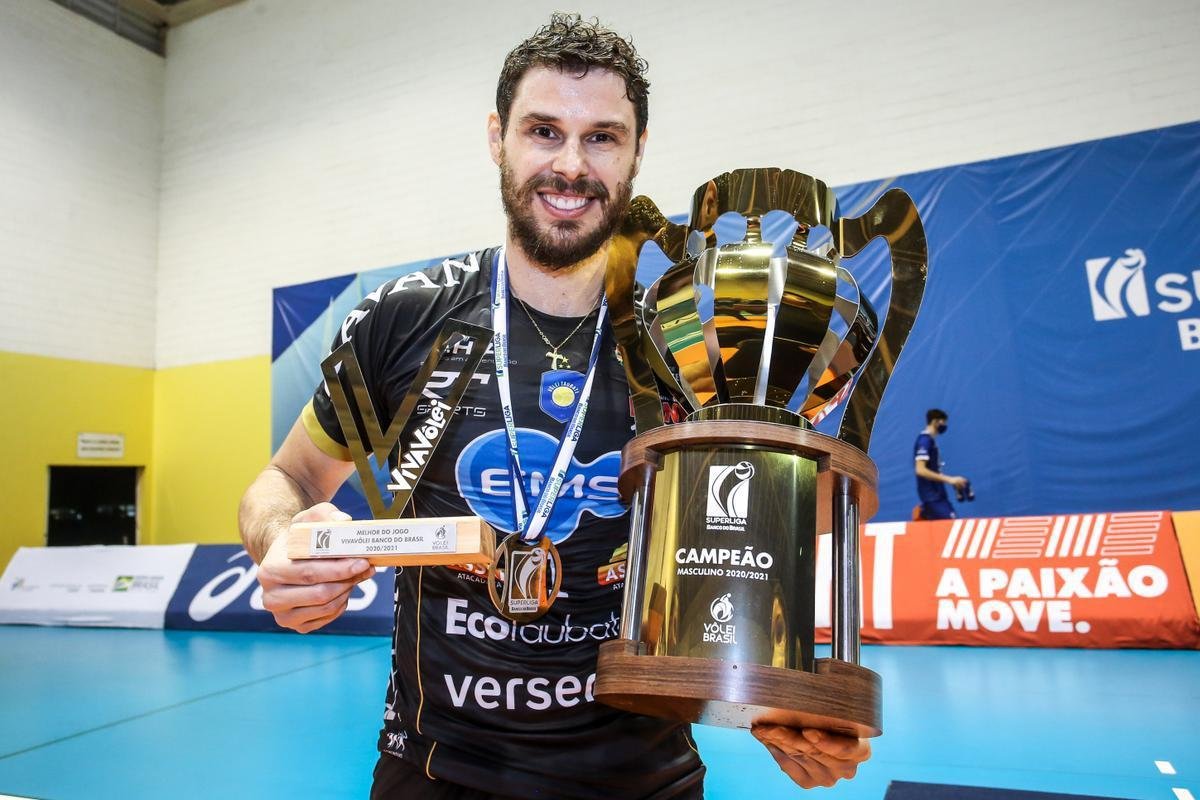 Minas no resistiu ao poderoso Taubat, perdeu por 3 sets a 0 e terminou a Superliga como vice-campeo