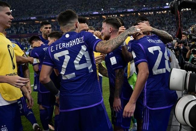 Alexis Mac Allister marcou o primeiro gol da Argentina sobre a Polnia no Estdio 974, em duelo pelo Grupo C da Copa do Mundo