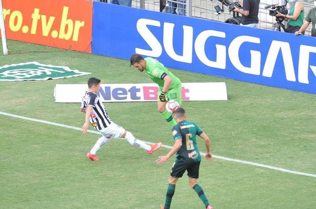 Fotos do jogo de ida da final do Campeonato Mineiro, entre Amrica e Atltico, no Independncia, em Belo Horizonte