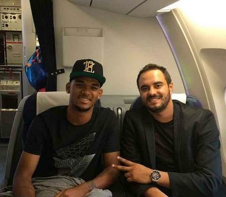 Em 2016, Bruno Viana (e) foi vendido ao Olympiacos, da Grécia, por 2 milhões de euros