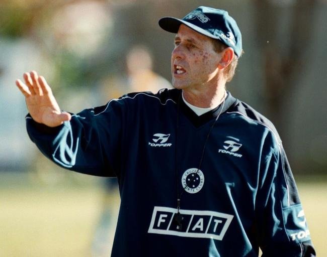 Ivo Wortmann comandou o Cruzeiro em 2001 e passou pelo Dínamo de Moscou em 2005