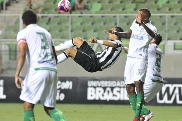 Imagens do clssico de ida da semifinal do Mineiro, entre Atltico e Amrica, no Independncia