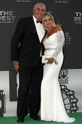 Ex-goleiro ingls Peter Shilton e sua esposa Steph 