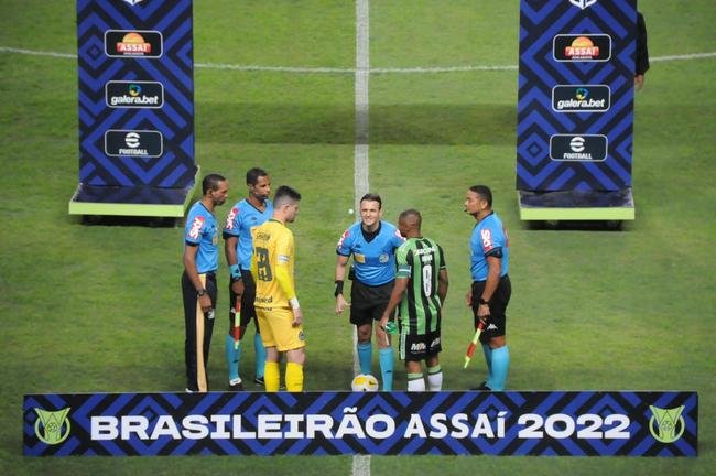 Amrica e Gois se enfrentaram no Independncia, pela 15 rodada da Srie A do Campeonato Brasileiro
