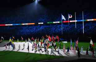 Delegações de todos os países na Cerimônia de Encerramento dos Jogos de Tóquio