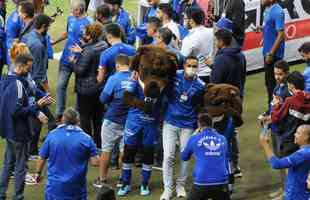 Ídolos do Cruzeiro, Nonato e Marcelo Ramos participaram de ação com sócios-torcedores do clube antes da partida contra o Sport pela Série B (28/6/2022)