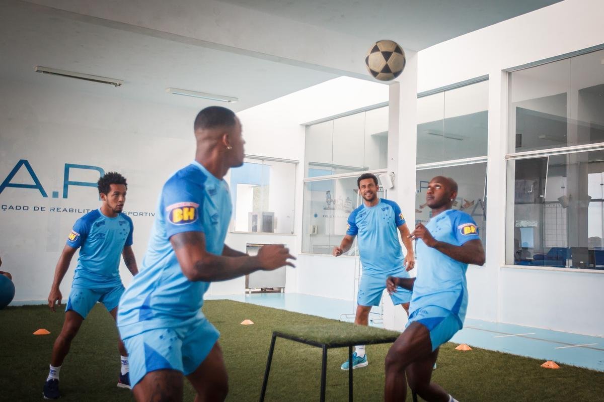 Veja imagens do primeiro dia de trabalho do Cruzeiro no ano de 2019