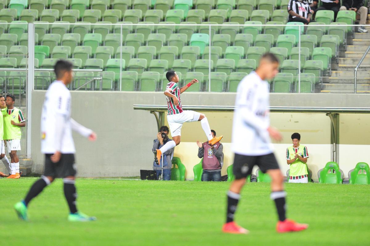 Galinho vence o Fluminense por 3 a 1, de virada, no Independncia, e conquista a Taa BH