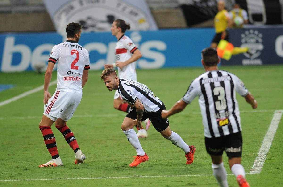 Imagens do jogo entre Atltico e Flamengo, no Mineiro, pelo Brasileiro
