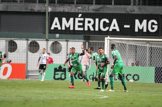 Fotos do jogo entre Atltico e Coritiba