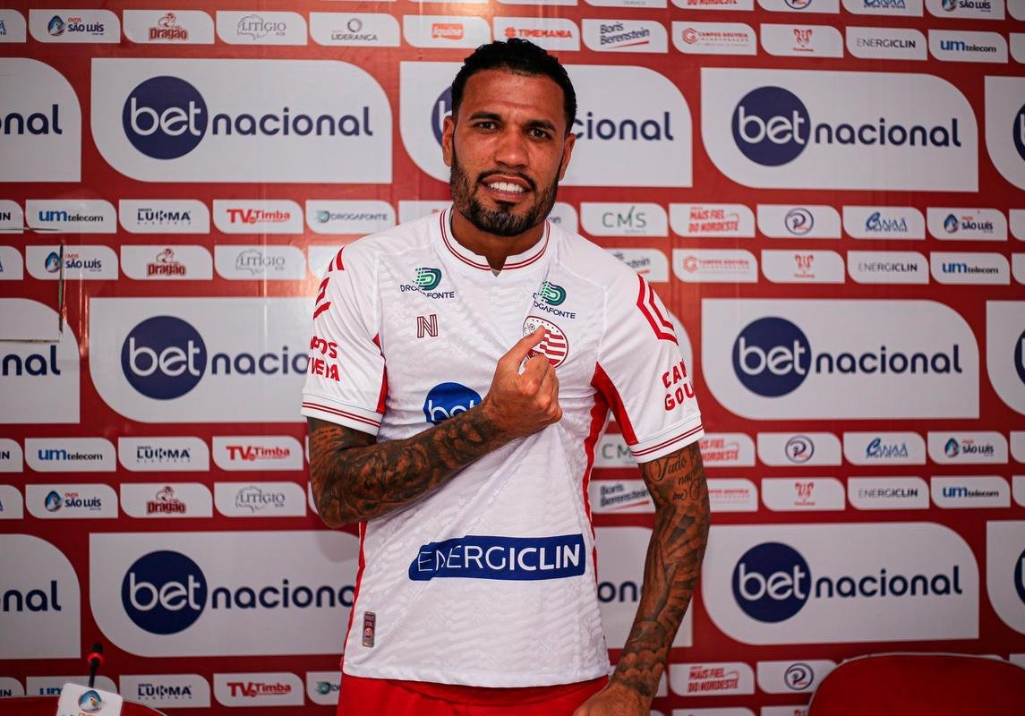 Jonathas, atacante (Nutico)