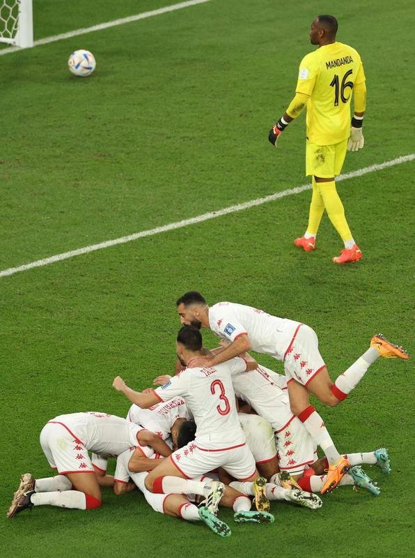 21 - Tunsia - 4 pontos, 0 gol de saldo e um gol marcado