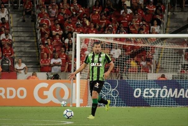 América enfrentou o Internacional, no Beira-Rio, em Porto Alegre, pela 34ª rodada do Brasileiro