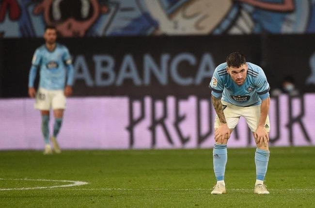 3�: lateral-esquerdo Javi Gal�n (Celta de Vigo)  - �ndice: 86,6
