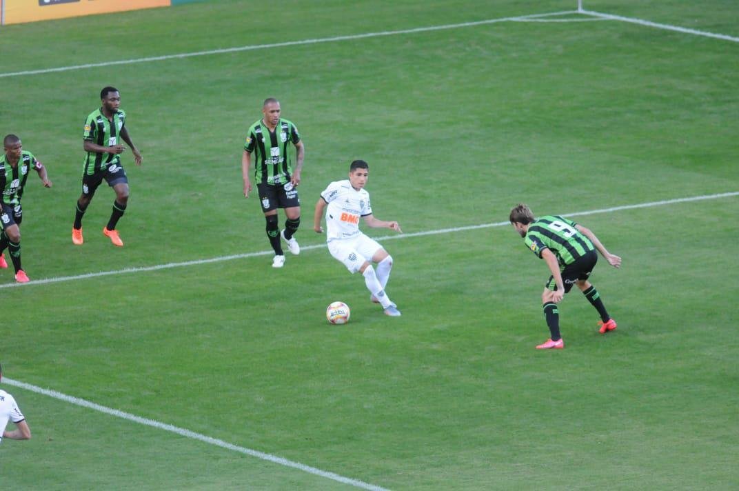 Fotos do clssico entre Amrica e Atltico, no Independncia, em Belo Horizonte, pela 10 rodada do Campeonato Mineiro. Jogo marcou o retorno dos dois rivais ao futebol em plena pandemia do novo coronavrus (Juarez Rodrigues/EM/DAPress)
