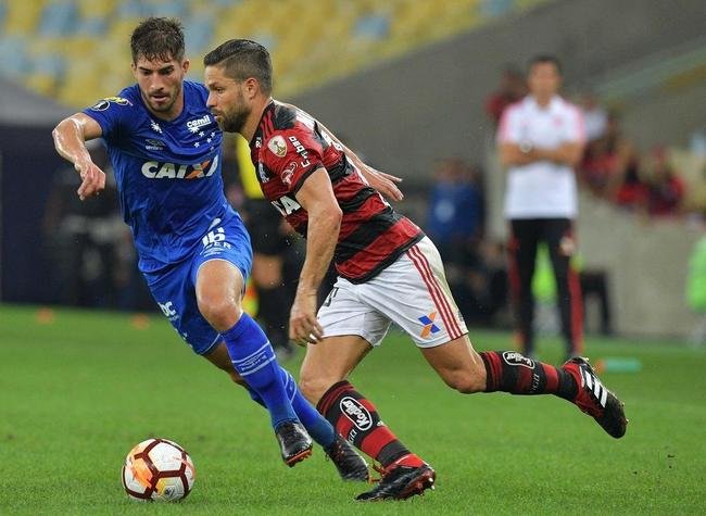 Fotos da vit�ria do Cruzeiro sobre o Flamengo por 2 a 0, nesta quarta-feira, no Maracan�. Gols de Arrascaeta e Thiago Neves garantiram ao time celeste vantagem nas oitavas de final da Copa Libertadores