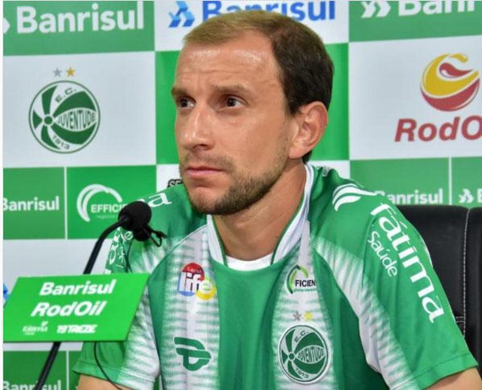 Bressan, meia (Juventude)