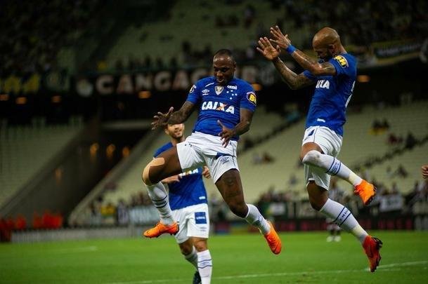 Cruzeiro enfrentou o Ceará, neste domingo, em Fortaleza