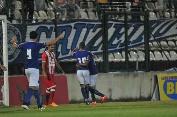 Cruzeiro venceu com dois gols de Arrascaeta, um de Damio e um de Marquinhos