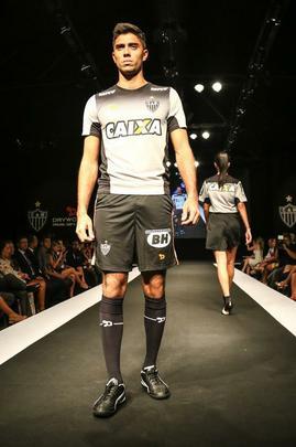 Nova coleção de uniformes do Atlético para 2016, fornecida pela empresa canadense Dryworld