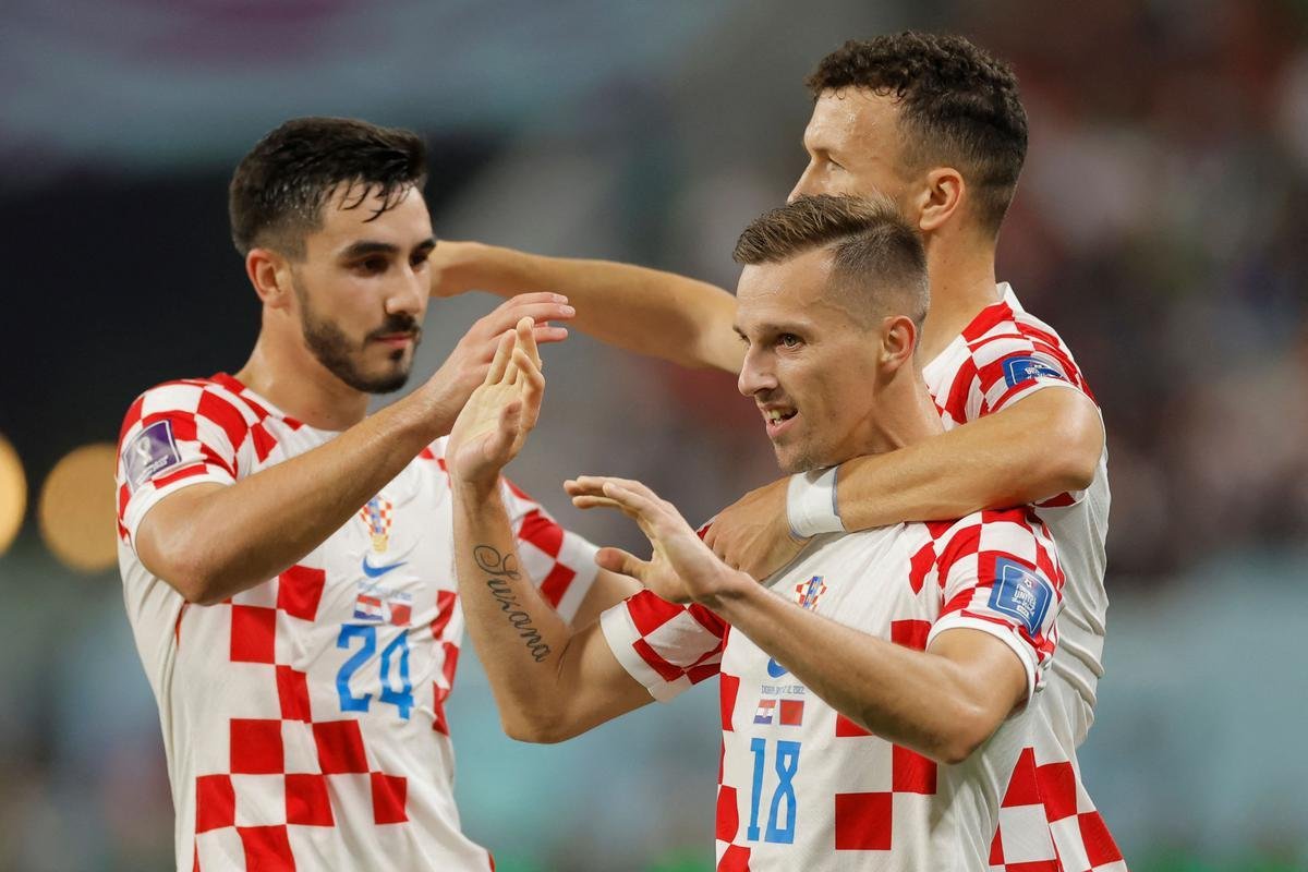 Mislav Orsic marcou um golao e recolocou a Crocia em vantagem no duelo com o Marrocos pelo terceiro lugar da Copa do Mundo: 2 a 1