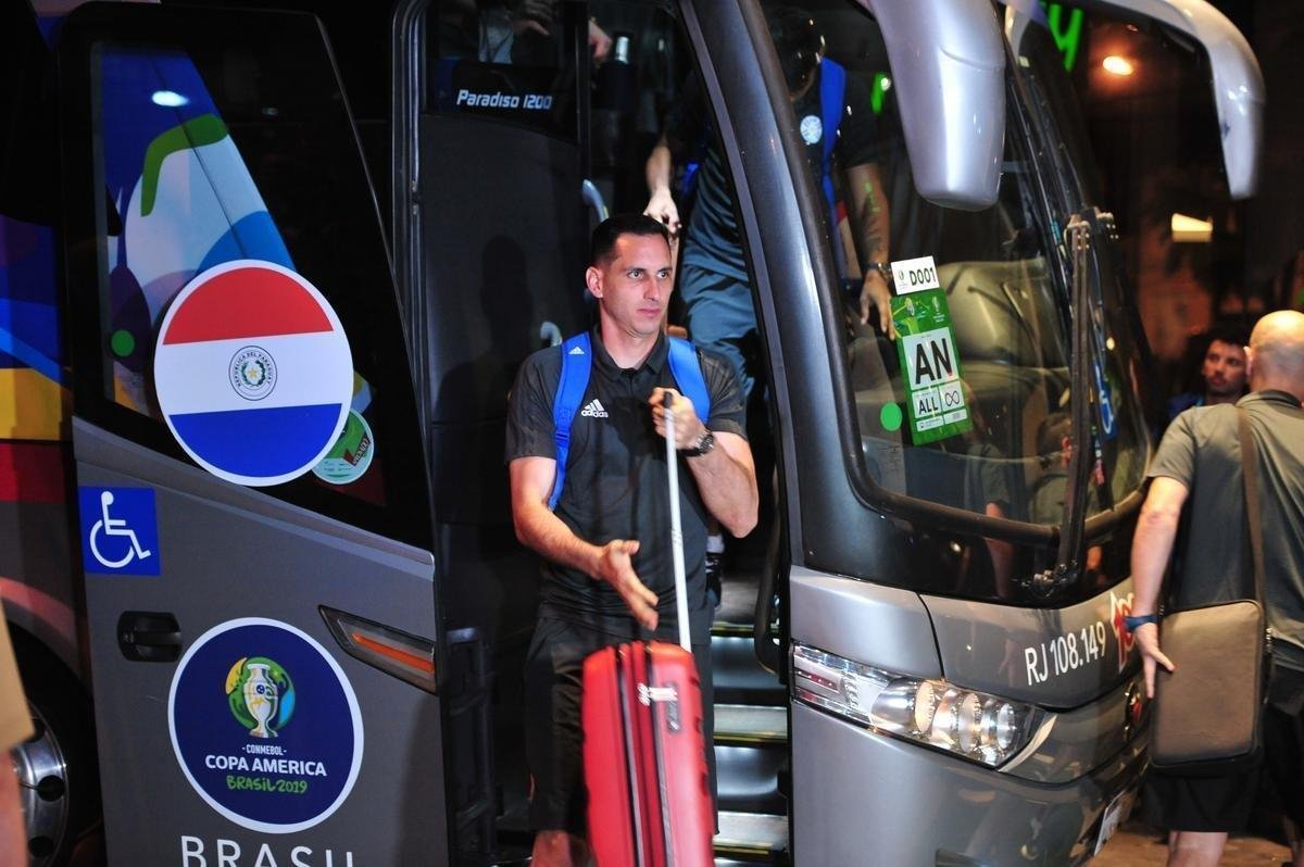 Seleo Paraguaia chegou ao hotel na Regio Centro-Sul de Belo Horizonte na noite desta segunda